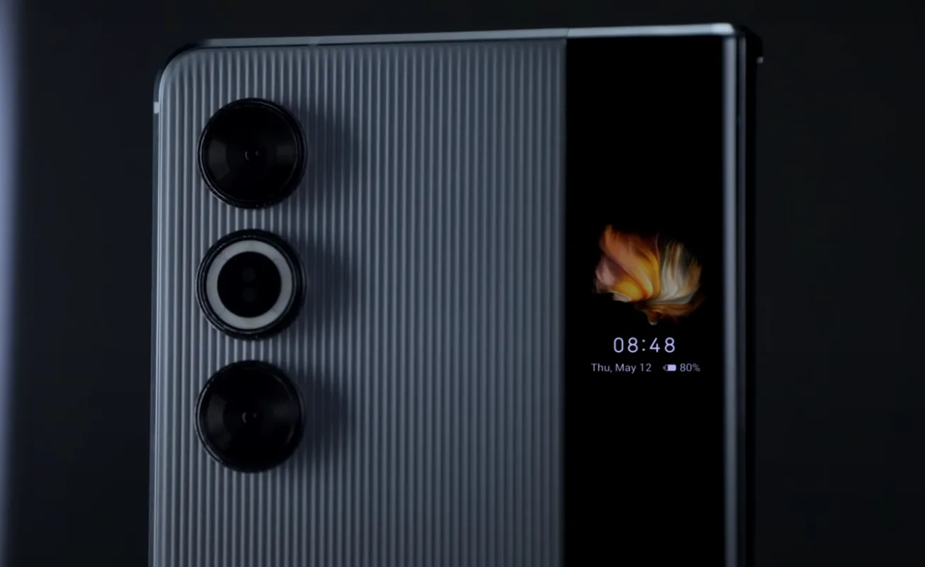 Así se ve el teléfono enrollable de Tecno