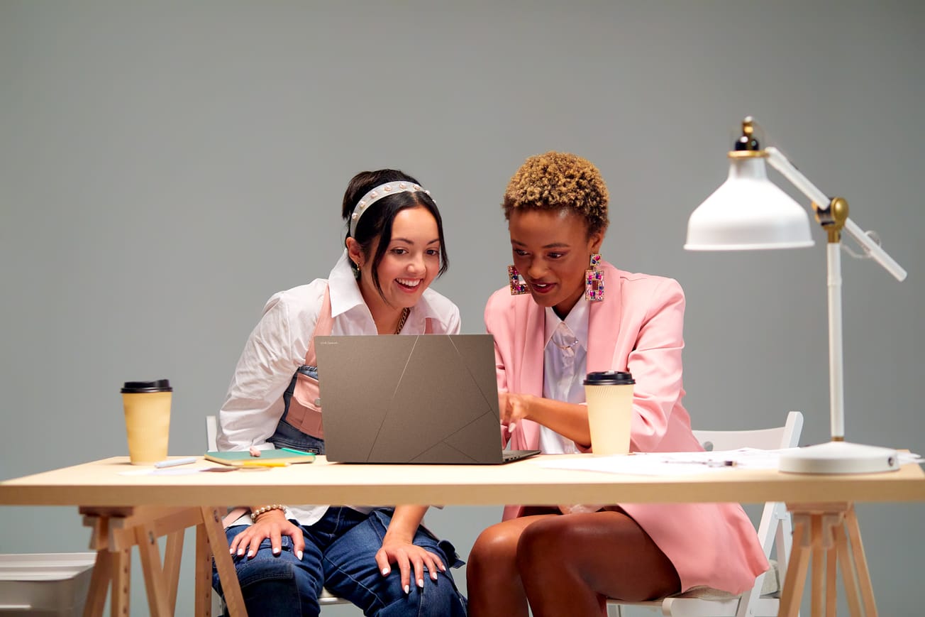 Saca el máximo provecho a tu ASUS Zenbook S 14 este Día del Amor y la Amistad