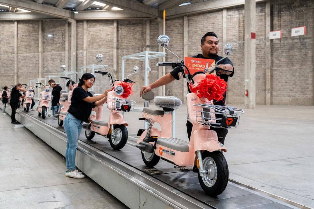 Yadea celebra la creación de su primer vehículo eléctrico en la fábrica del Estado de México