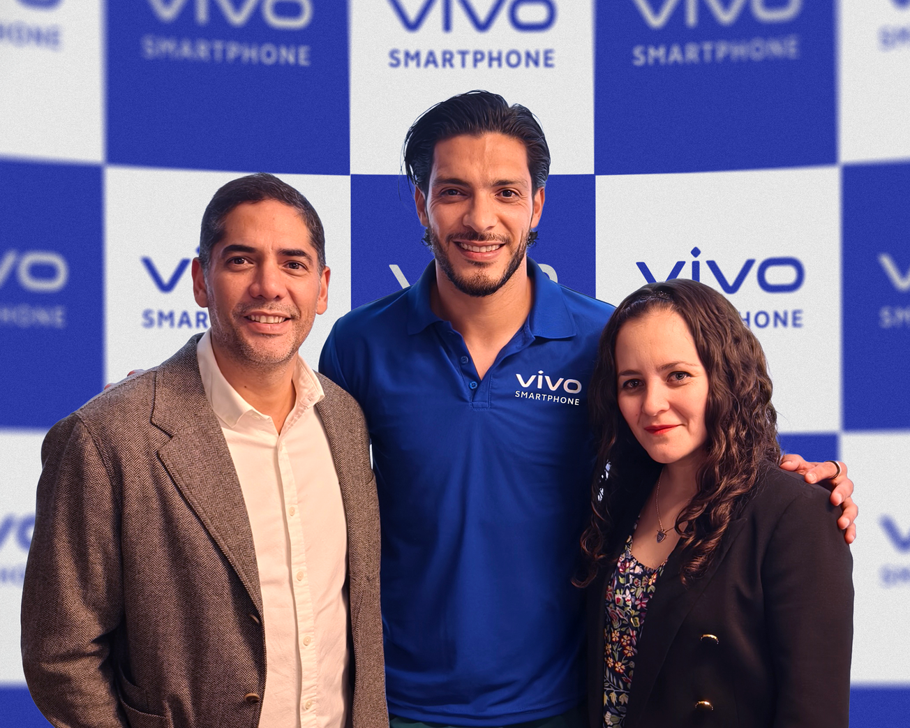 Vivo anuncia a Raúl Jiménez como nuevo embajador de la marca